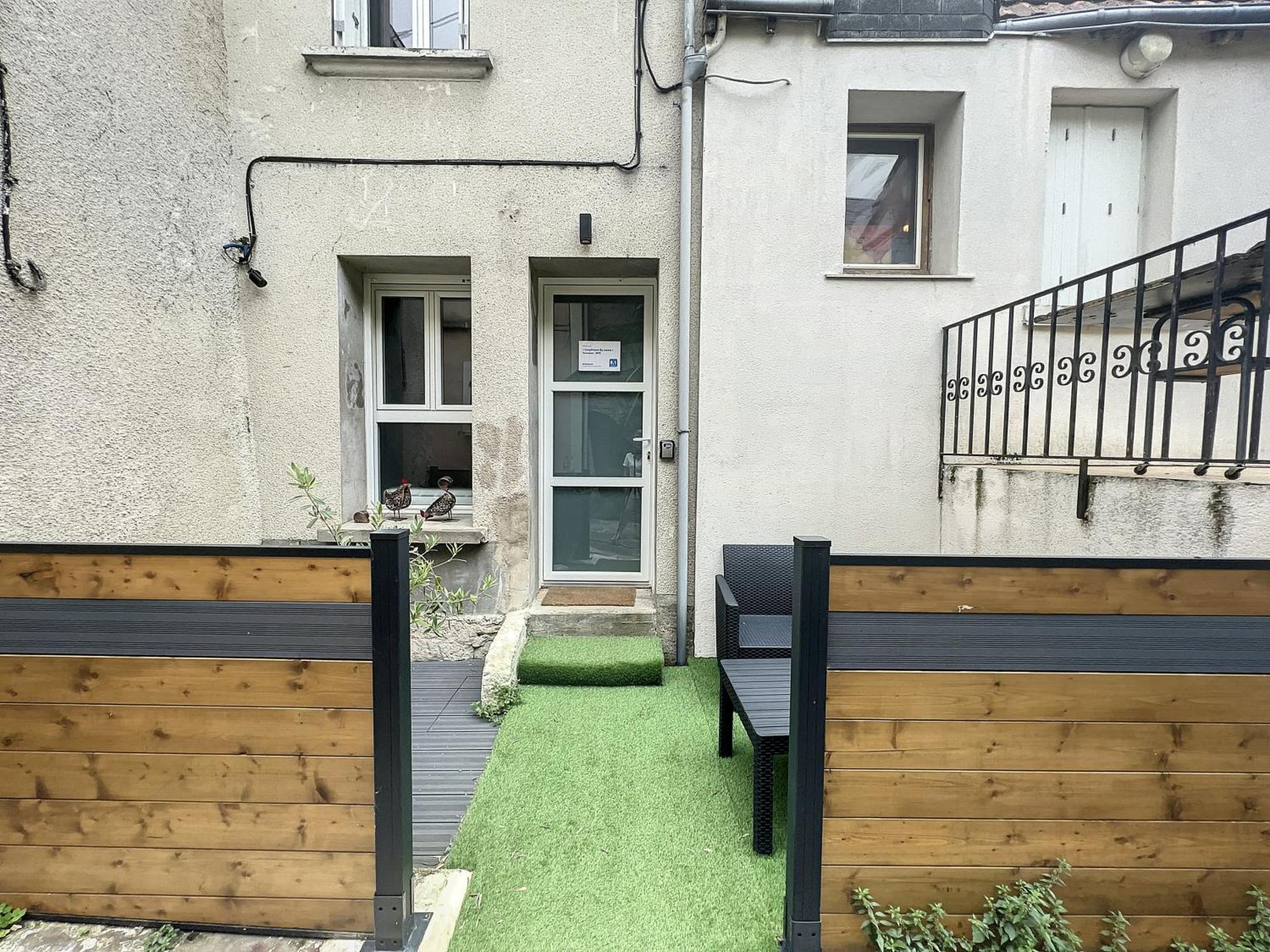 • Cosyhouse By Janna • Terrasse - Wifi Apartment ชาเตลโฮ ภายนอก รูปภาพ