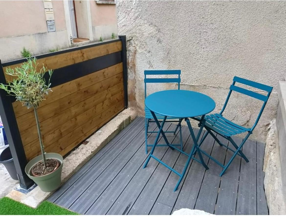 • Cosyhouse By Janna • Terrasse - Wifi Apartment ชาเตลโฮ ภายนอก รูปภาพ